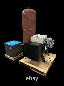 Compresseur d'air à vis rotatif de 15 ch Compair, sécheur d'air Hankinson et réservoir de 120 litres