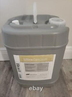 'INGERSOLL RAND Ultra Coolant 20L 5.28 gallons 38459582' would be translated to 'INGERSOLL RAND Ultra Coolant 20L 5.28 gallons 38459582' in French, as it is a product name and number that does not require translation.